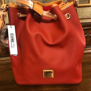 🌟NWT Dooney & Bourke drawstring bag🌟